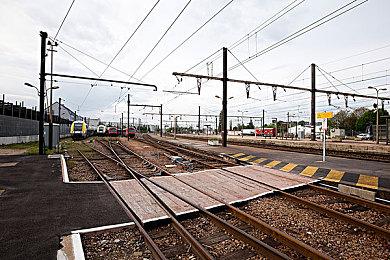 模拟经营《Youtubers Life 3》Steam页面 年份发售